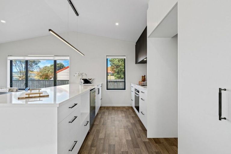 Photo of property in 275d Rangiuru Road, Otaki, 5512