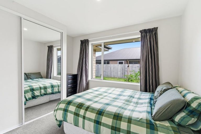 Photo of property in 23 Luxembourg Crescent, Halswell, Christchurch, 8025