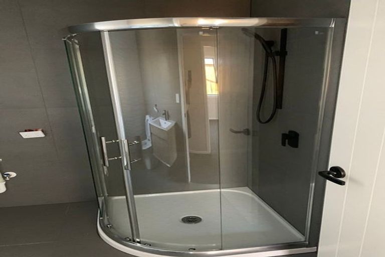 Photo of property in 38 Harry Richards Way, Pokeno, 2402