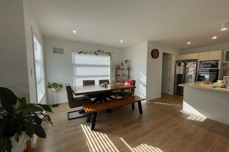 Photo of property in 28 Jabal Crescent, Totara Park, Auckland, 2105