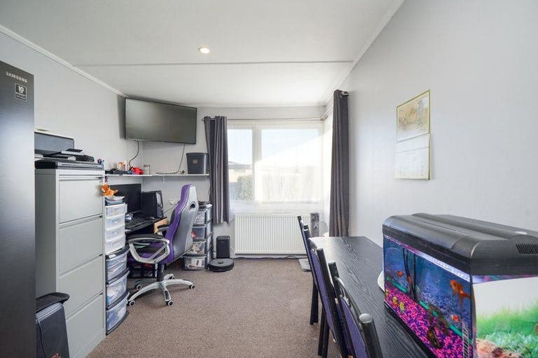 Photo of property in 230 Conyers Street, Strathern, Invercargill, 9812