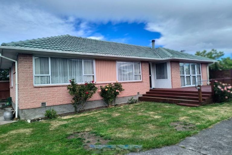 Photo of property in 6 Ariel Place, Aranui, Christchurch, 8061