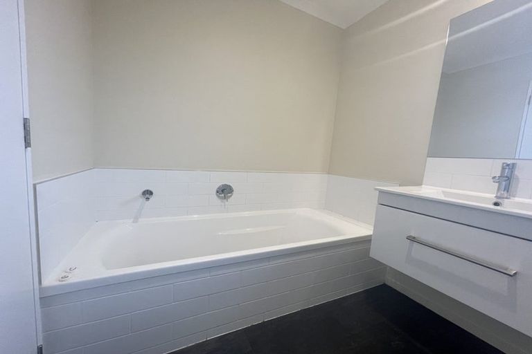 Photo of property in 7 Catchpole Place, Woodend, 7610