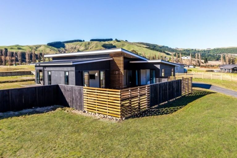 Photo of property in 24/500 Kinloch Road, Kinloch, Taupo, 3377