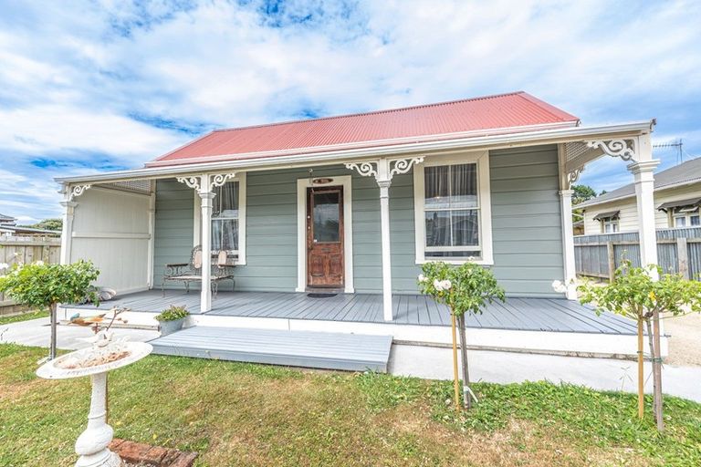 Photo of property in 50 Maxwell Avenue, Durie Hill, Whanganui, 4500