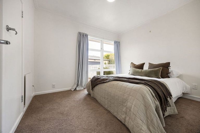 Photo of property in 36 Grey Street, Cambridge, 3434