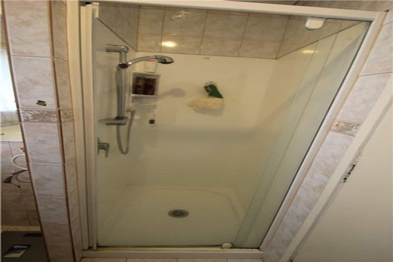 Photo of property in 50 Marlborough Avenue, Glenfield, Auckland, 0629