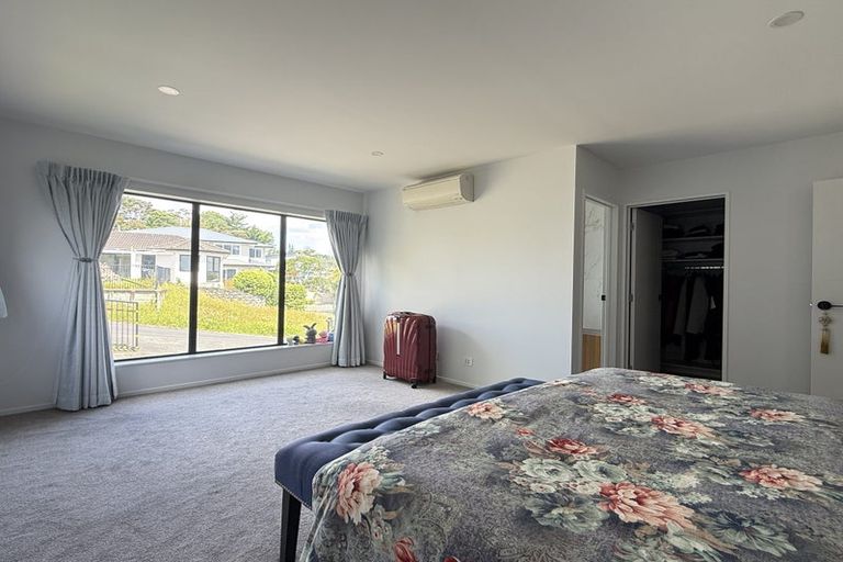 Photo of property in 14b Mackay Drive, Greenhithe, Auckland, 0632