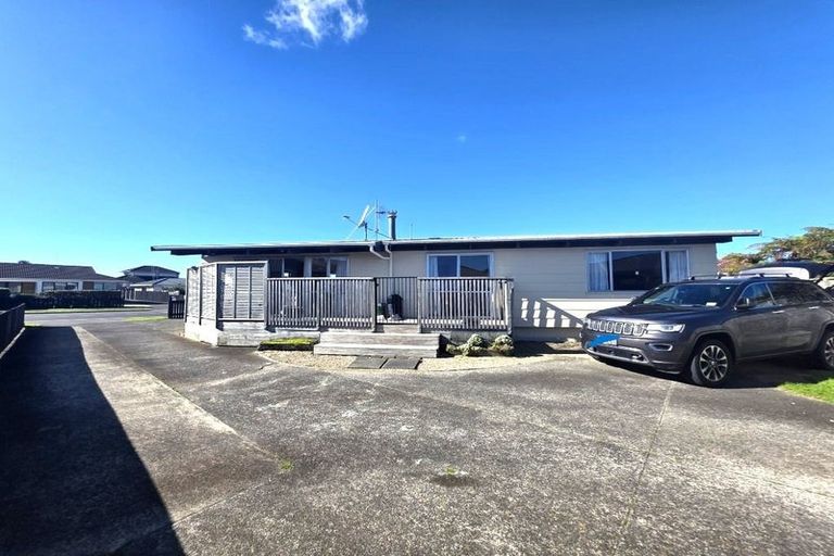 Photo of property in 66a Gloucester Road, Mount Maunganui, 3116