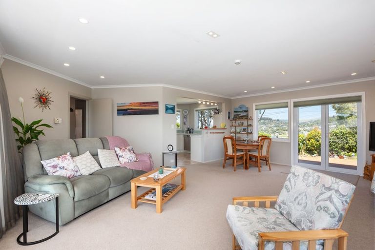 Photo of property in 16 Mana View Road, Paremata, Porirua, 5026