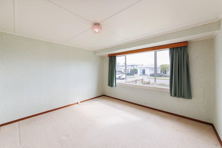 Photo of property in 4 Glasgow Street, Takaro, Palmerston North, 4412