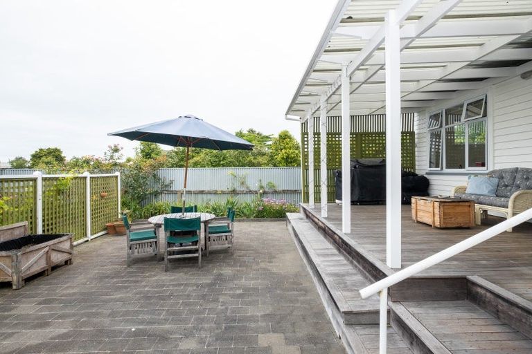 Photo of property in 7 Mill Road, Clive, 4102