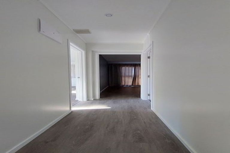 Photo of property in 5 Reynolds Place, Torbay, Auckland, 0630