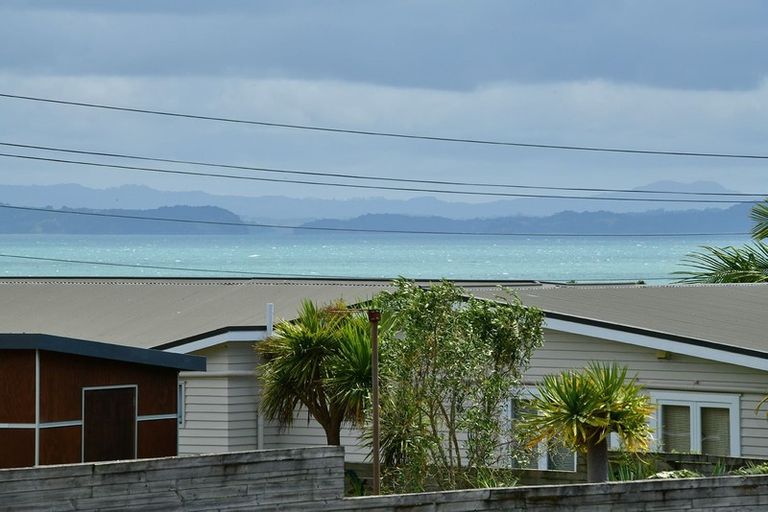 Photo of property in 37 Rawhiti Road, Manly, Whangaparaoa, 0930