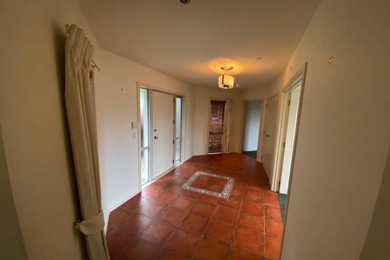 Photo of property in 89 Seatoun Heights Road, Seatoun, Wellington, 6022