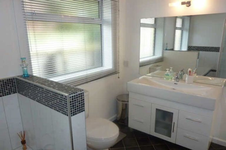 Photo of property in 13 Harris Crescent, Papanui, Christchurch, 8053