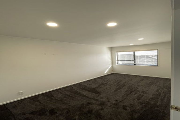Photo of property in 32a Elliot Street, Howick, Auckland, 2014