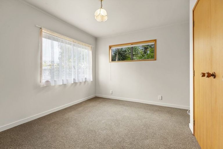 Photo of property in 1/51 Roseberry Avenue, Birkenhead, Auckland, 0626