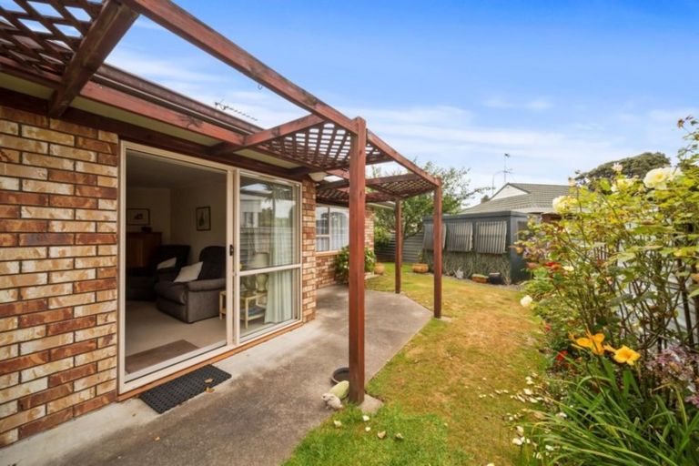 Photo of property in 85 Dixon Avenue, Hawera, 4610