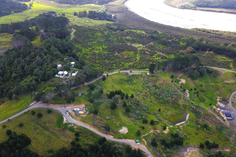 Photo of property in 206 Ohuri Road, Rawene, Kaikohe, 0473