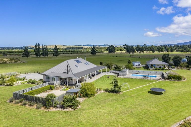 Photo of property in 319 Innes Road, Glasnevin, Amberley, 7482