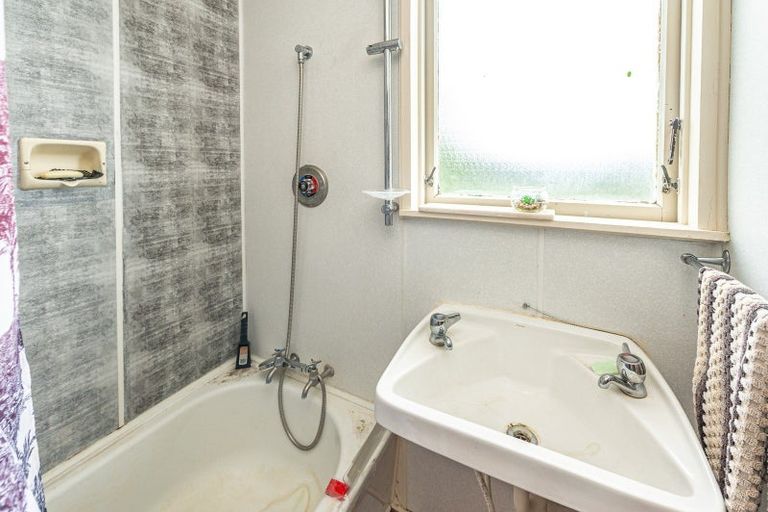 Photo of property in 34 Ruapehu Street, Castlecliff, Whanganui, 4501