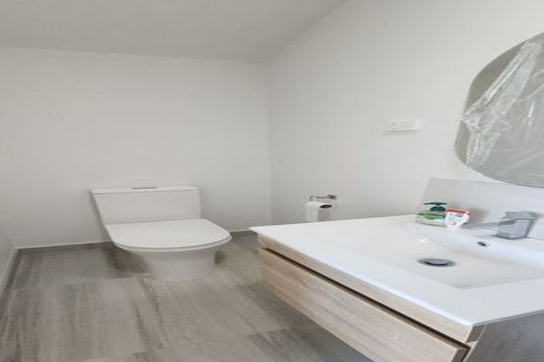 Photo of property in 1 Nukumea Common, Orewa, 0931