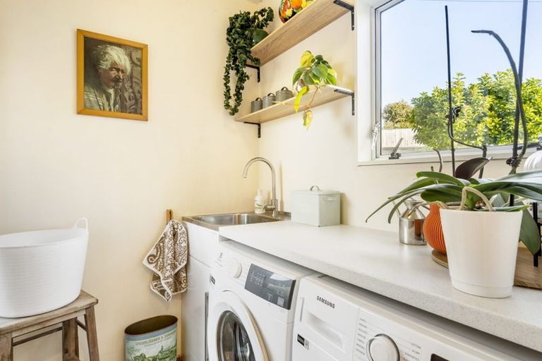 Photo of property in 2/1 Argyle Road, Browns Bay, Auckland, 0630