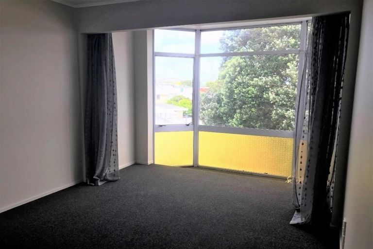 Photo of property in 4/184 Powderham Street, New Plymouth, 4310