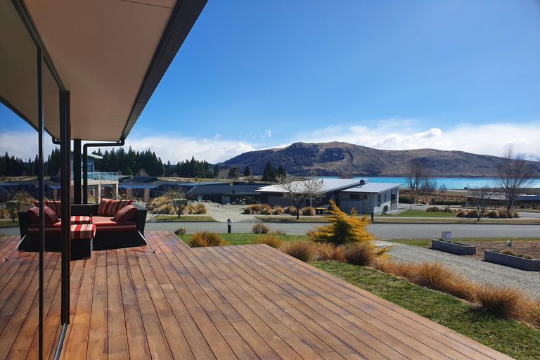 Photo of property in 1 Pollock Place, Lake Tekapo, 7999