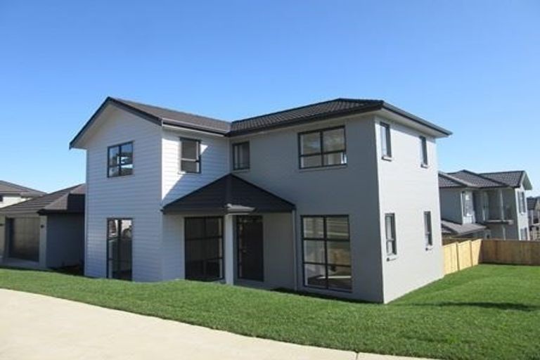 Photo of property in 36 Mackay Drive, Greenhithe, Auckland, 0632