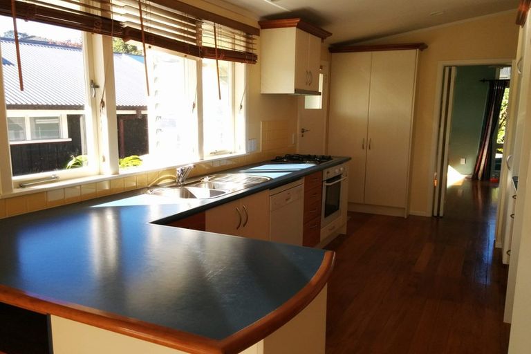 Photo of property in 14 Wairoa Road, Narrow Neck, Auckland, 0624