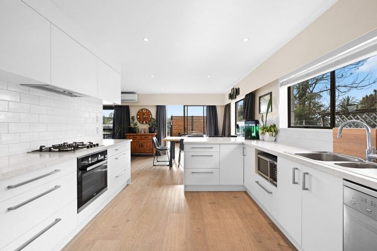 Photo of property in 6 Glendale Drive, Dinsdale, Hamilton, 3204