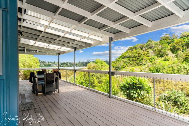 Photo of property in 1122 Whakapirau Road, Whakapirau, Maungaturoto, 0583