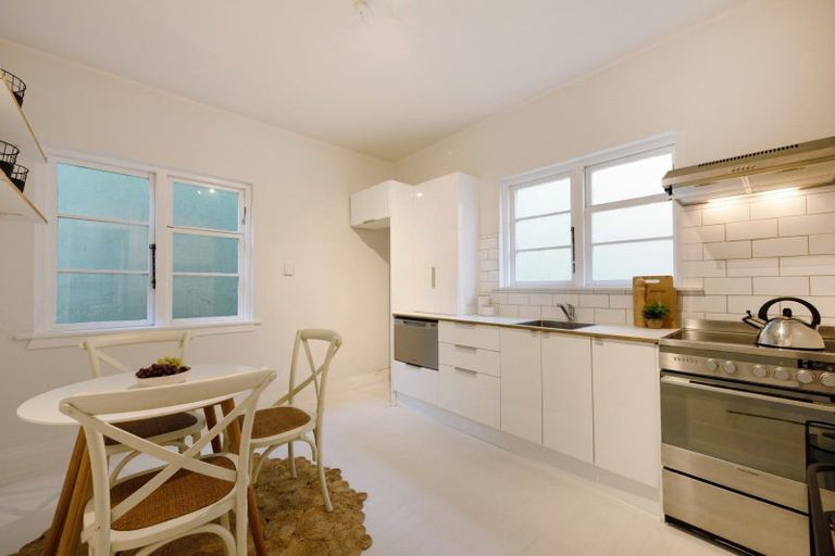 Photo of property in 8/28 Clifton Terrace, Kelburn, Wellington, 6012