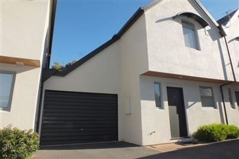 Photo of property in 21 Derby Street, St Albans, Christchurch, 8014