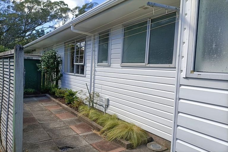 Photo of property in 141a Taylor Terrace, Tawa, Wellington, 5028