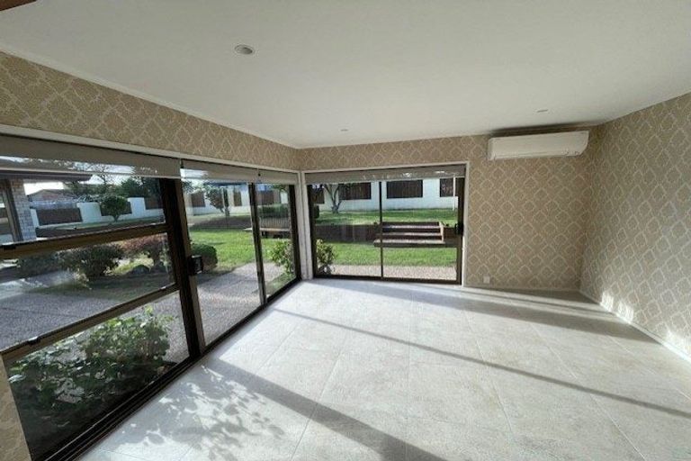 Photo of property in 7 Pendene Place, Forrest Hill, Auckland, 0620