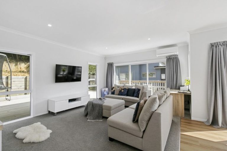 Photo of property in 2/16 Kelso Grove, Kelson, Lower Hutt, 5010