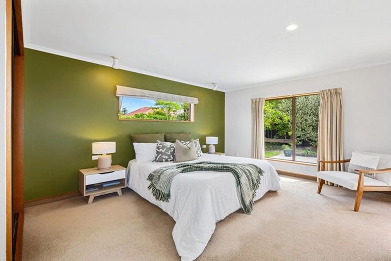 Photo of property in 4 Sunbeam Place, Halswell, Christchurch, 8025