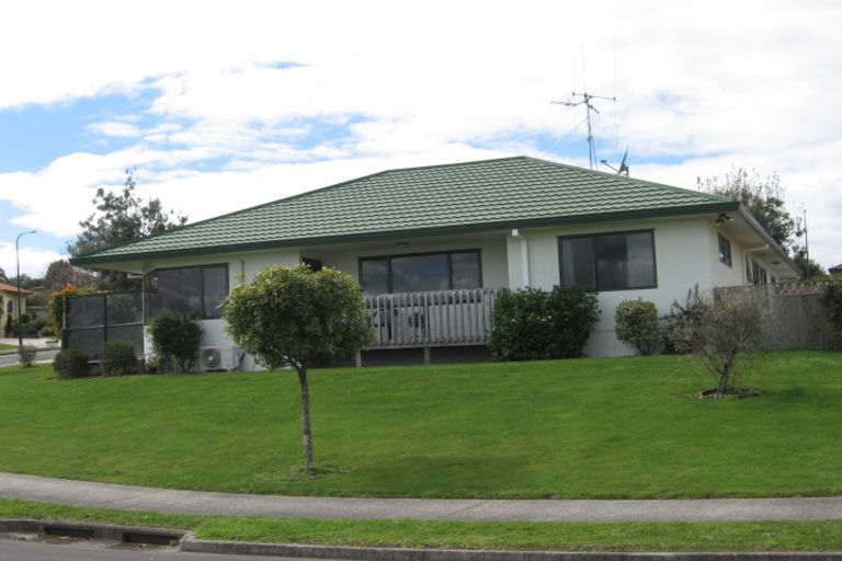 Photo of property in 3 Solander Drive, Welcome Bay, Tauranga, 3112