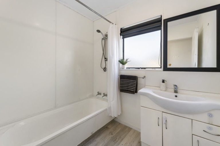 Photo of property in 74 Topaz Drive, Papamoa Beach, Papamoa, 3118