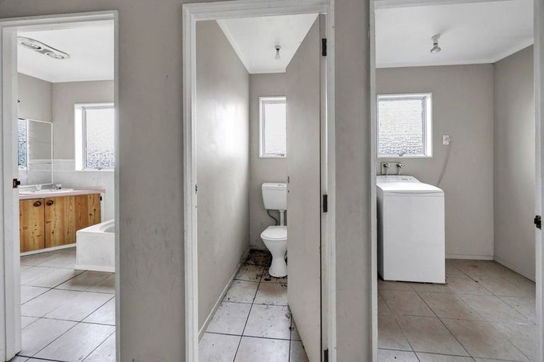 Photo of property in 22 Ponderosa Place, Opunake, 4616