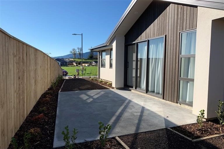 Photo of property in 14 Tarn Close, Richmond, 7020