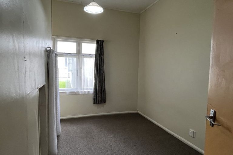 Photo of property in 12 Joseph Street, West End, Palmerston North, 4412