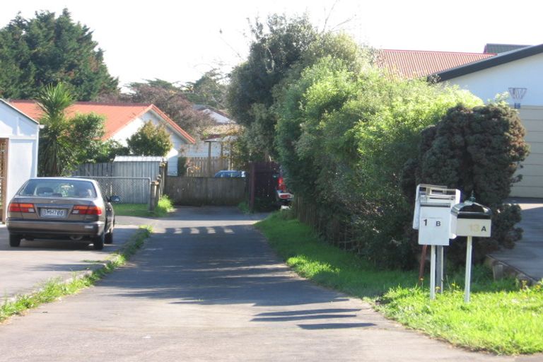 Photo of property in 1/13 Crail Court, Totara Heights, Auckland, 2105