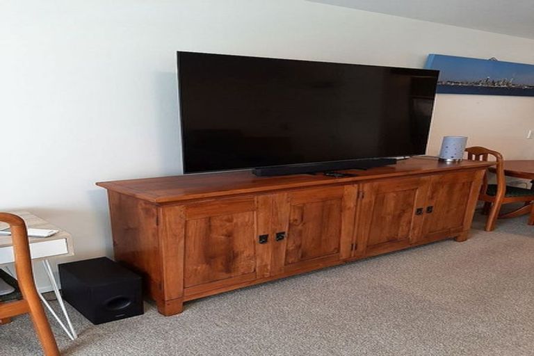 Photo of property in 2/1 Opito Way, East Tamaki, Auckland, 2013