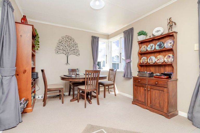 Photo of property in 50 Hospital Street, Dannevirke, 4930