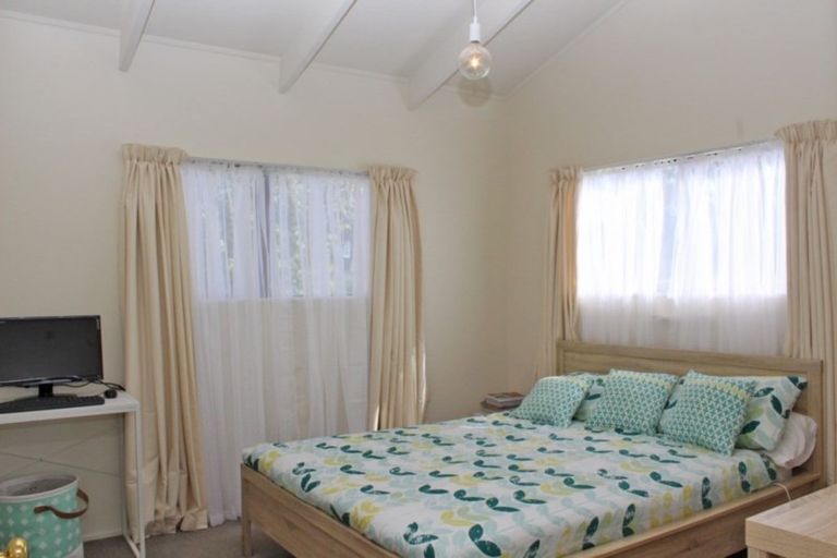 Photo of property in 3 Norfolk Place, Tairua, 3508