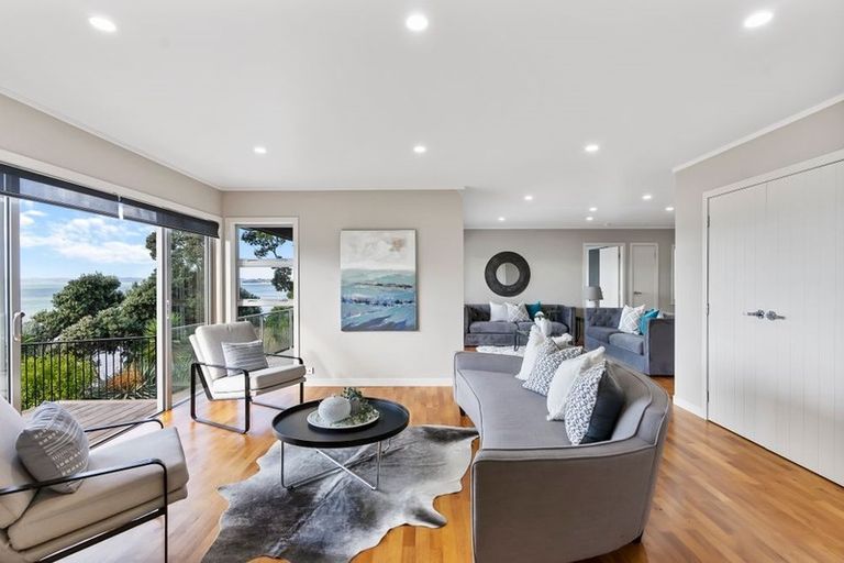 Photo of property in 17 Rangitoto View Road, Cockle Bay, Auckland, 2014